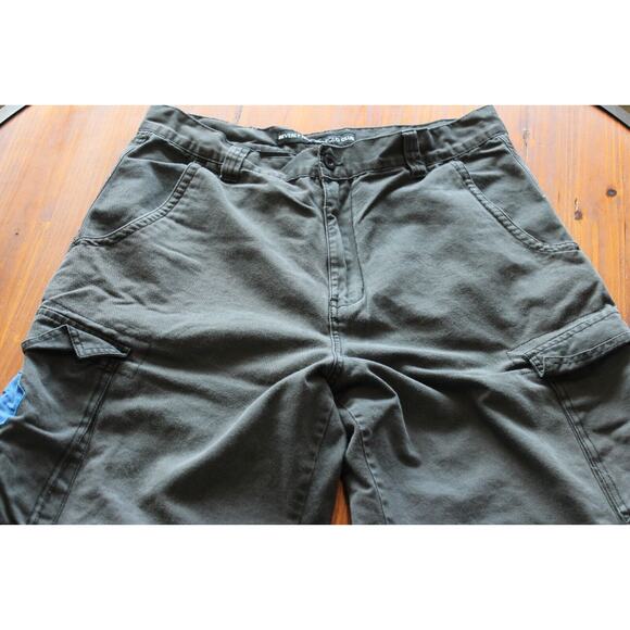 Beverly Hills Polo Club Black Cargo Shorts Big Pony Men's Size 36 *RARE - Picture 1 of 10